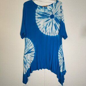 Belldini Women’s Stretch Tie Dye Aqua & White Tunic Top With Rhinestones 3X